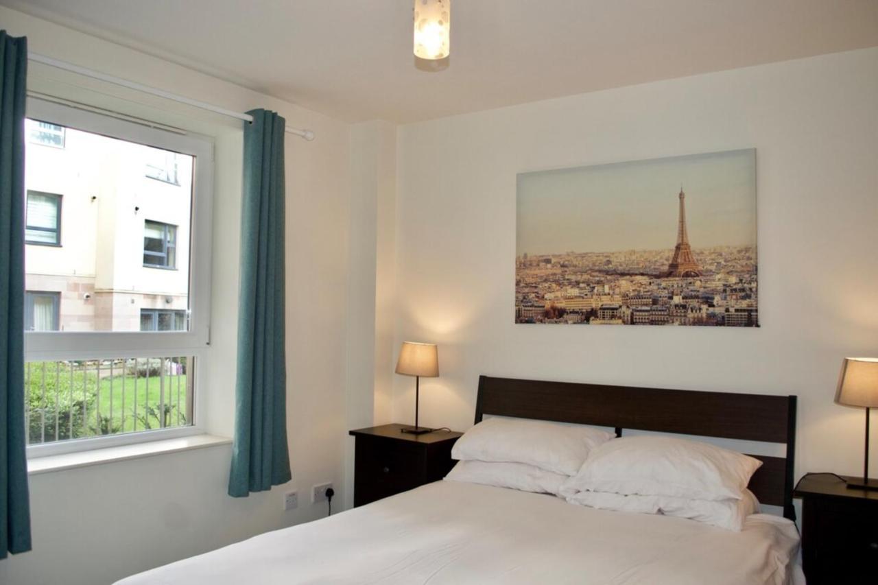 Modern 2 Bedroom City Centre Flat Эдинбург Экстерьер фото