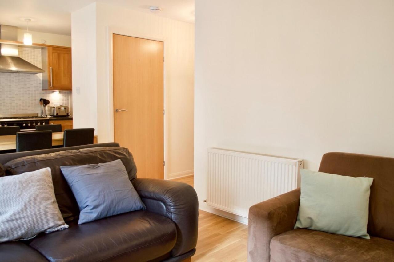 Modern 2 Bedroom City Centre Flat Эдинбург Экстерьер фото
